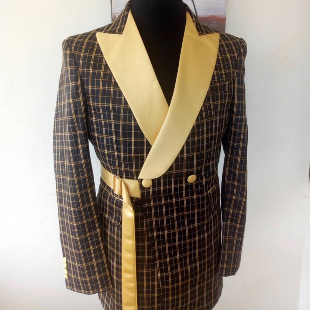 Men’s tailored suit